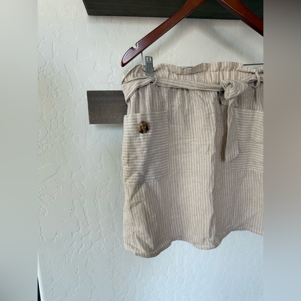 Sadie & Love|Beige Striped Paperbag Waist Skirt,neutral lightweigh,cotton linen - Picture 4 of 11